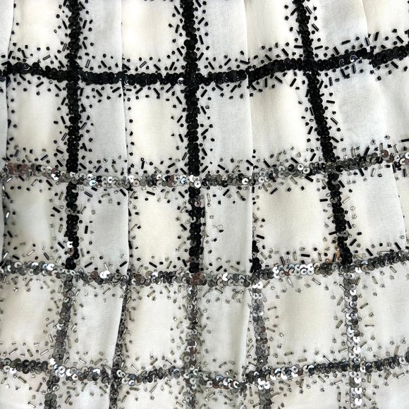 Oscar de la Renta Silk Beaded Black and Cream Check Pleated Skirt Size 8 - Picture 4 of 6